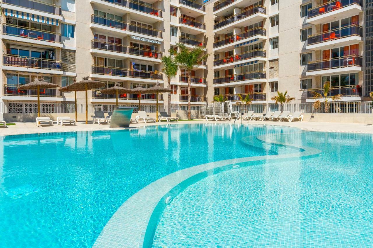 Rentalmar Navarra Family Suites Salou Exterior foto